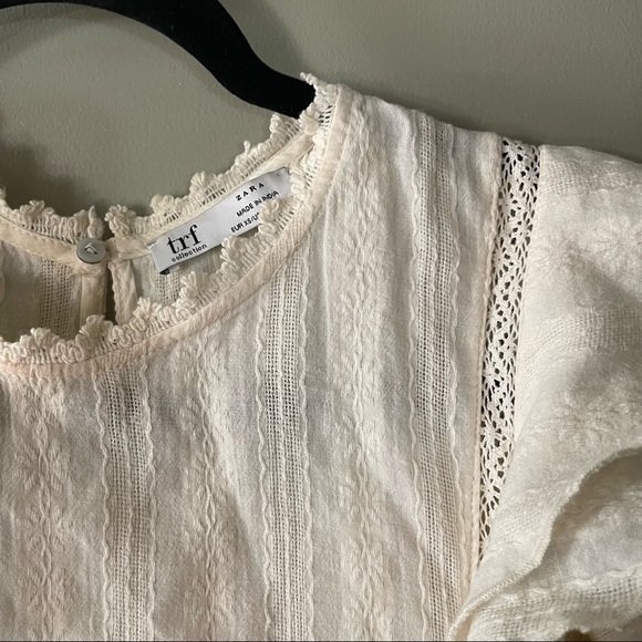 Zara Ecru lace top with tie - Picture 2 of 4